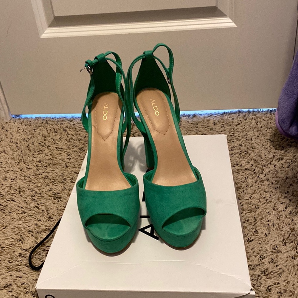 Aldo, Green, platform, 4 inch heels